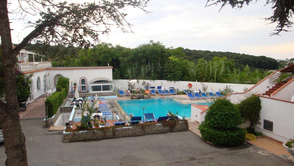 Ischia Uno Residence Forio di Ischia エクステリア 写真